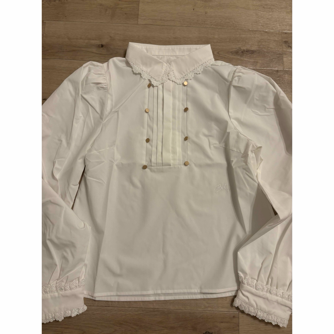 Bibiy. CLAIRE BUTTONS BLOUSE