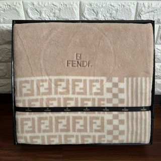 FENDI（寝具）のフリマアイテム一覧