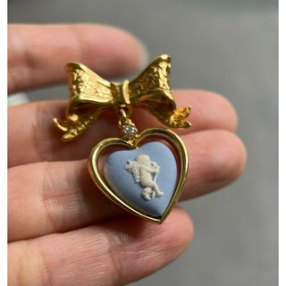 WEDGWOOD（ブローチ/コサージュ）のフリマアイテム一覧