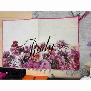 Rady（ラグ）のフリマアイテム一覧