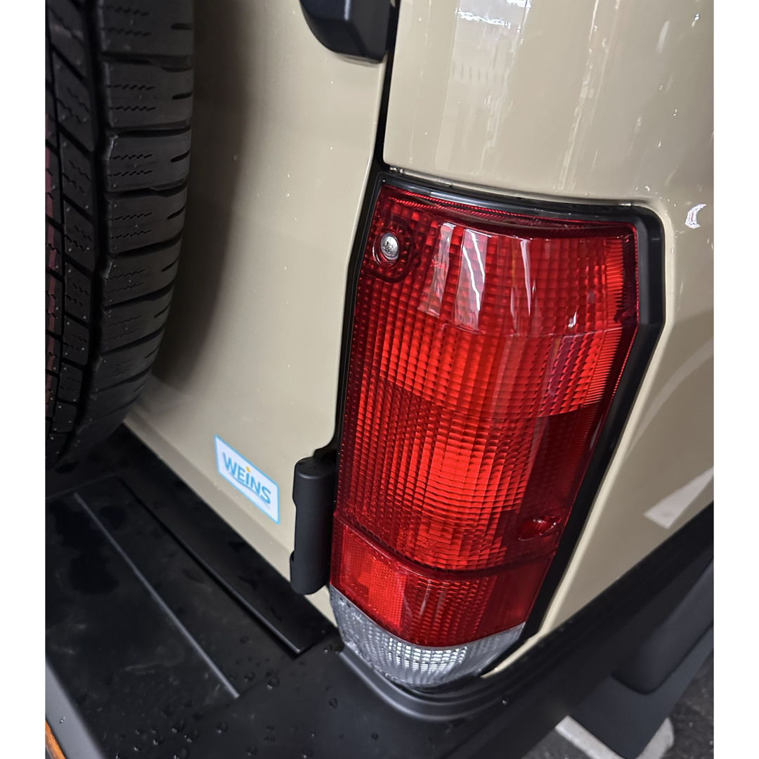 トヨタ - ランクル70 再再販モデル用 テールランプ／オーストラリア