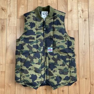 A BATHING APE（ダウンベスト）のフリマアイテム一覧