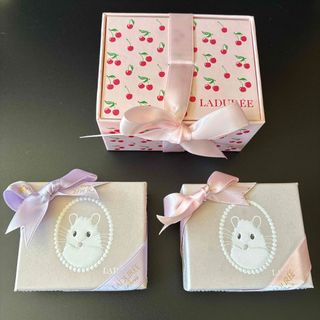 LADUREE（小物入れ）のフリマアイテム一覧