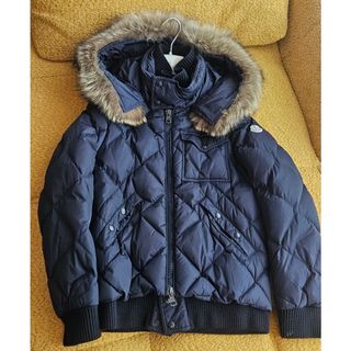MONCLER（ファー ・ ダウンジャケット）のフリマアイテム一覧
