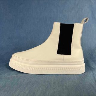 CONVERSE - 希少 廃盤品 CONVERSE コンバース ブーツの通販 by ぽん's