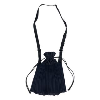 PLEATS PLEASE ISSEY MIYAKE（ショルダーバッグ）のフリマアイテム一覧