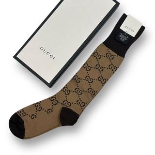 GUCCI - GUCCI ラメ入りソックス 靴下 ハイソックス レディース ピンク