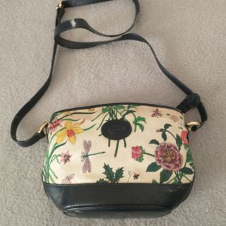 GUCCI（花柄 ・ ショルダーバッグ）のフリマアイテム一覧
