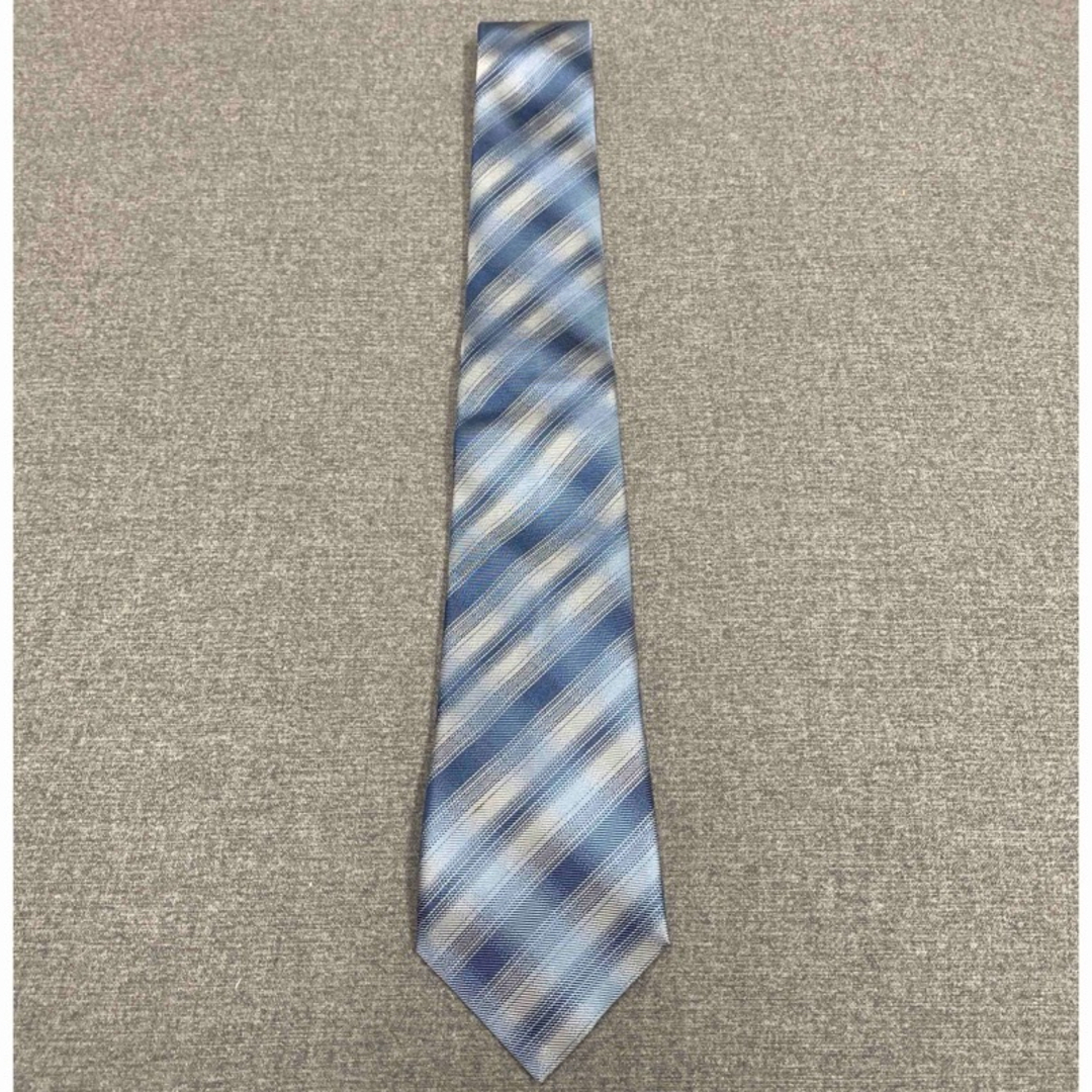 LOUIS VUITTON - LOUIS VUITTON ルイ・ヴィトン ネクタイ チェック柄の