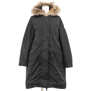 MONCLER（ファー ・ ダウンジャケット）のフリマアイテム一覧