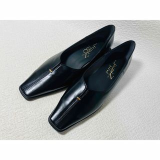 Le Talon - SH67◇新品◇LE TALON2.5cmスクエアスリットソフトフラット