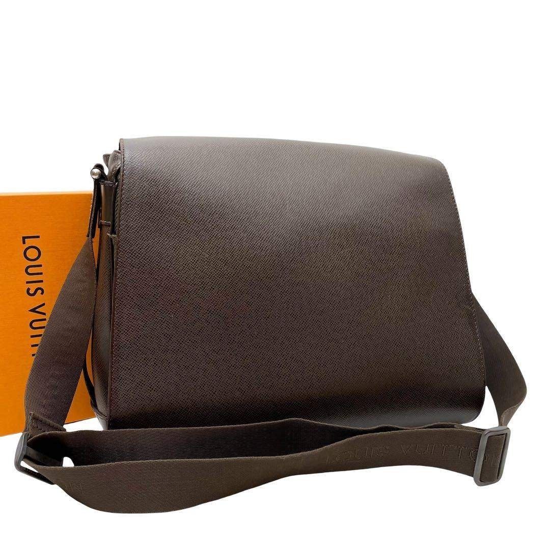 LOUIS VUITTON - ルイヴィトン タイガ ヴィクトール レザー