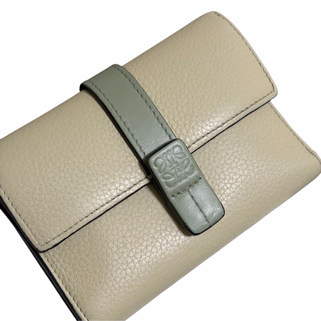 LOEWE - 【美品】LOEWE ロエベ バーティカルウォレット 三つ折り財布の