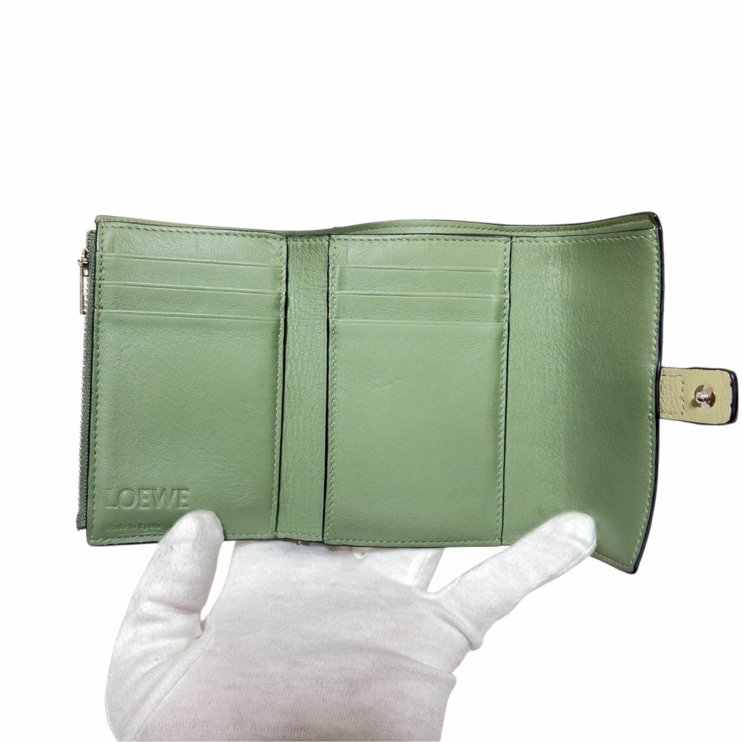 LOEWE - 【美品】LOEWE ロエベ バーティカルウォレット 三つ折り財布の