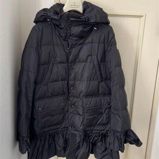 MONCLER（フリル ・ ダウンコート）のフリマアイテム一覧