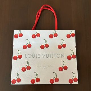 LOUIS VUITTON（ショップ袋）のフリマアイテム一覧