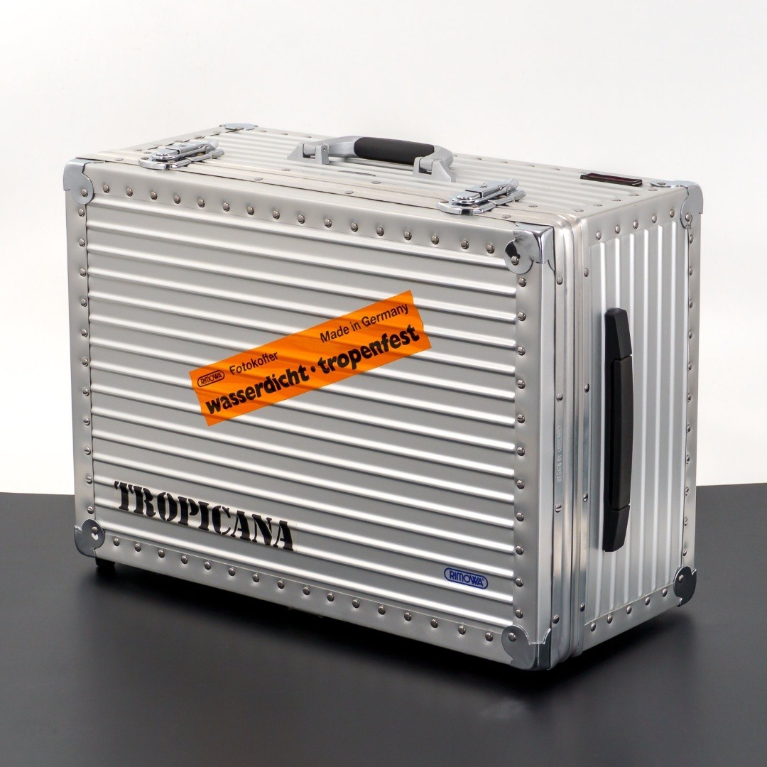 RIMOWA - 未使用 リモワ トロピカーナ 39L アルミ 青ロゴ シルバー