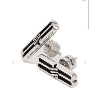 BALENCIAGA（ピアス(両耳用)）のフリマアイテム一覧