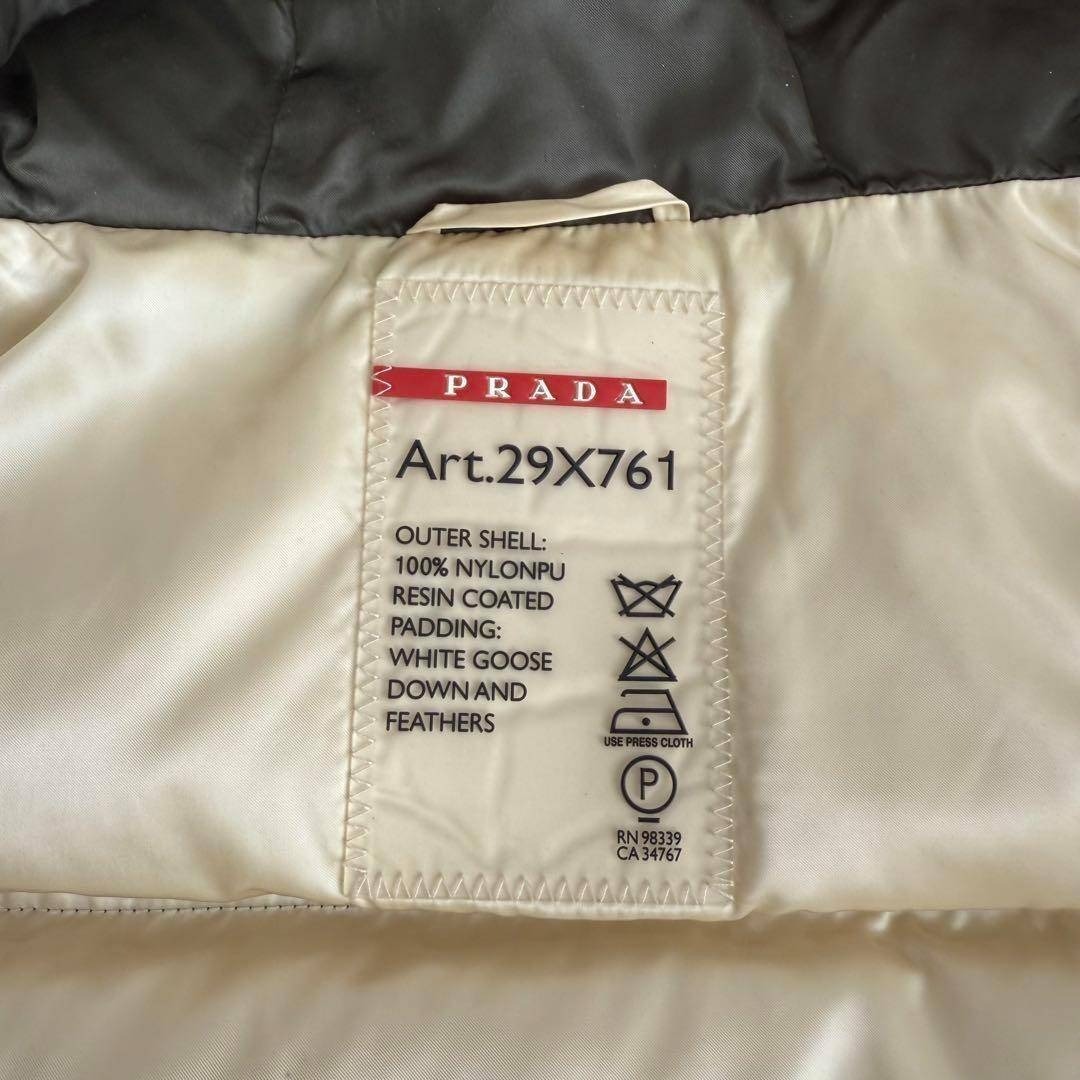 PRADA - PRADA フォックスファー 3角ロゴプレート フーデットダウン