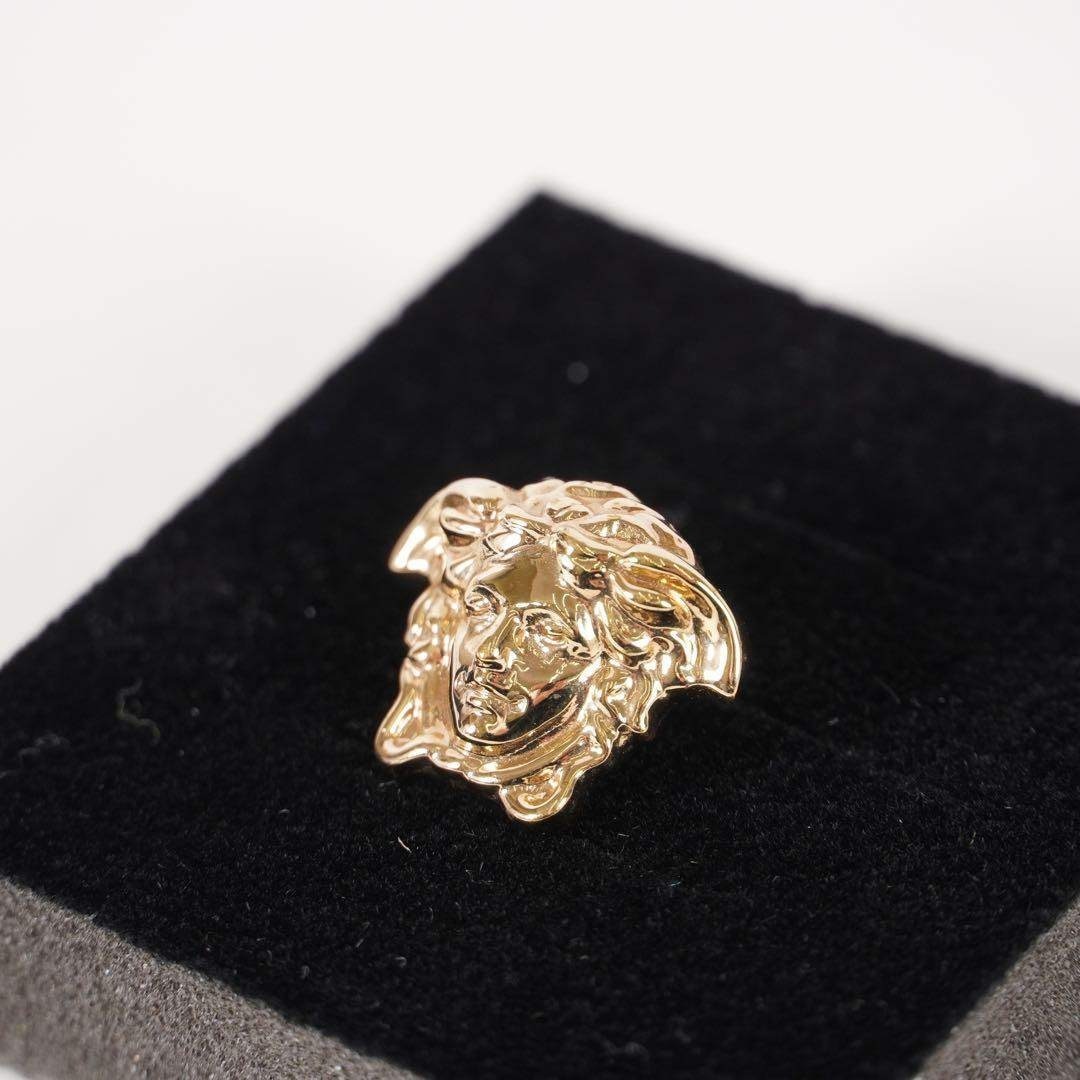 VERSACE - 【極美品✨】ヴェルサーチ 付属品完備 ピアス 片耳
