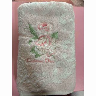 Christian Dior（タオル/バス用品）のフリマアイテム一覧