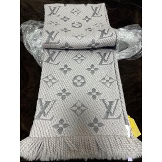 LOUIS VUITTON（マフラー/ショール ・ グレー/灰色系）のフリマ