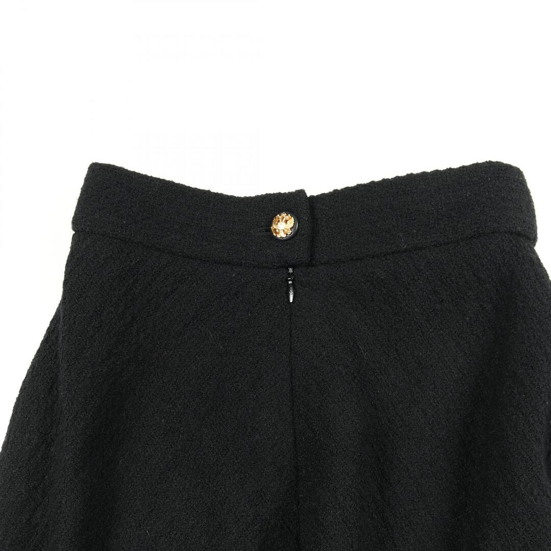 CHANEL - CHANEL シャネル スカート ココマークボタンの通販 by RECLO