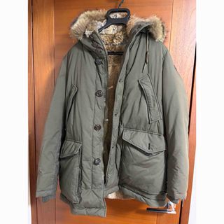 MONCLER（ファー ・ ダウンジャケット）のフリマアイテム一覧