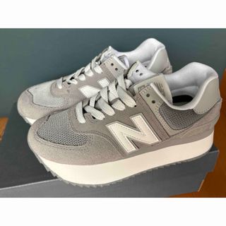 New Balance - ニューバランス703 ホワイト 24cmの通販 by rina's shop