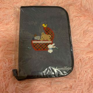familiar（母子手帳ケース）のフリマアイテム一覧
