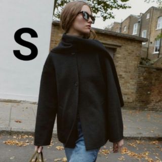 ZARA - ZARA キルティング ポンチョの通販 by 希望価格頑張ります