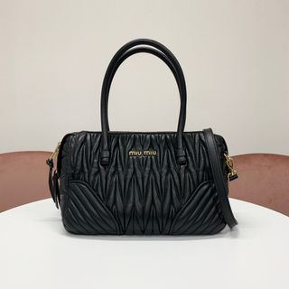 MIU MIU - miumiu ベロア 巾着 ポーチ バッグの通販 by co's shop