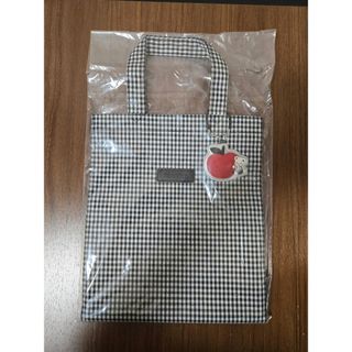 familiar - ファミリア ショルダーバッグ ナイロンの通販 by ブラン