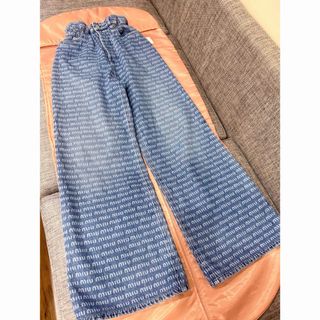 MIU MIU - miu miu ミュウミュウ デニム パンツ 後ろポケットロゴ入り