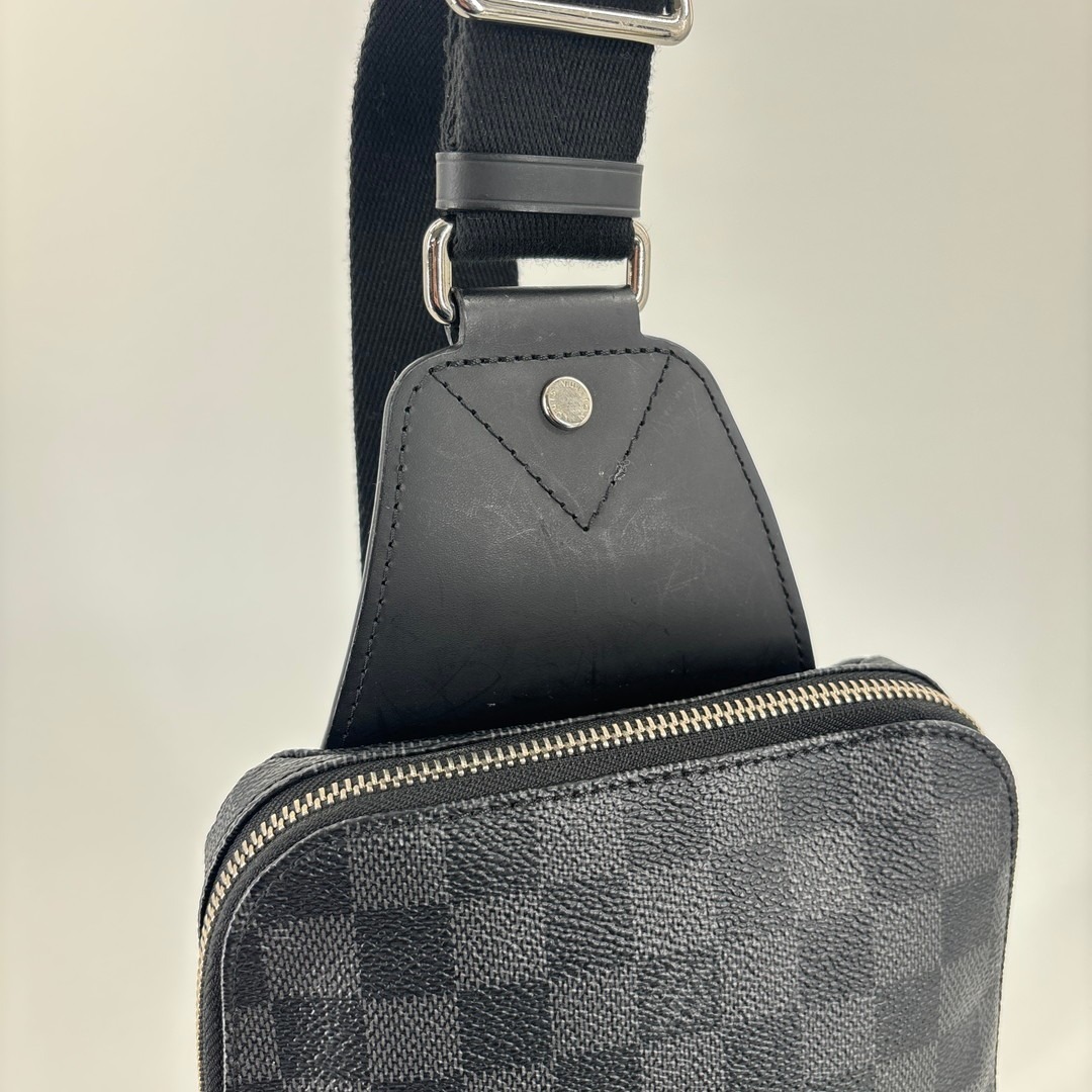 LOUIS VUITTON - 極美品 ルイヴィトン ダミエグラフィット スリング