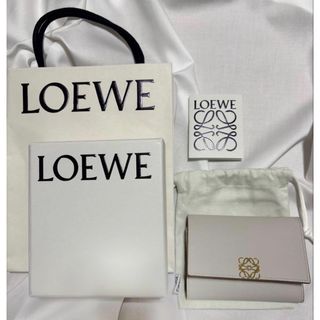 皇居限定❣️馬蹄型小銭入れ🍒シルバー🍒財布🍒菊御紋🍒の通販 by