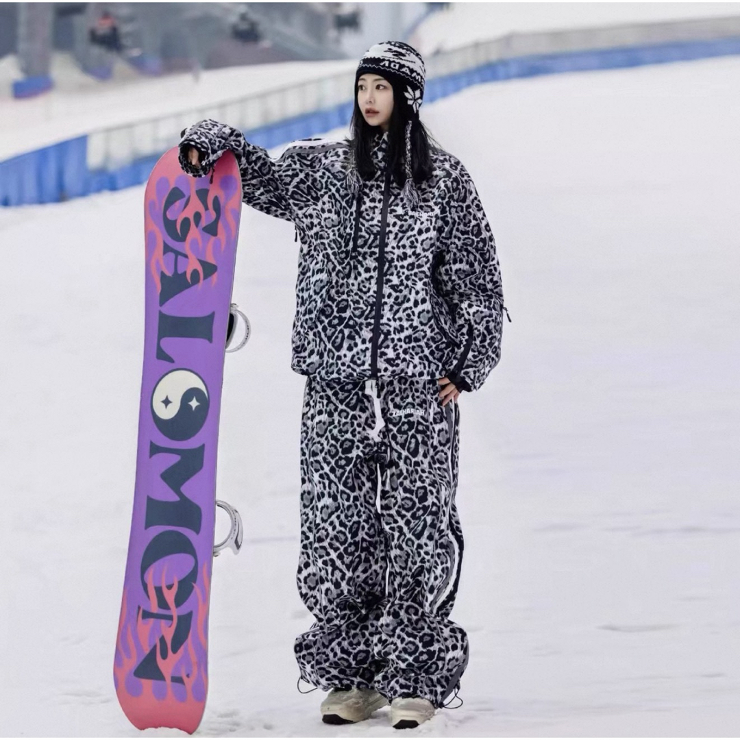 ZACHARIAH スノーボードウェア ヒョウ柄 ブラック XSサイズ 男女兼用の