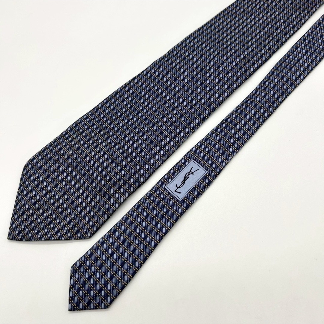 Yves Saint Laurent - YVES SAINT LAURENT イヴ・サンローラン