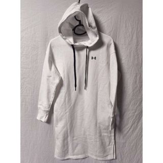 Supreme - Mサイズ supreme クロスボックスロゴフーディーの通販 by