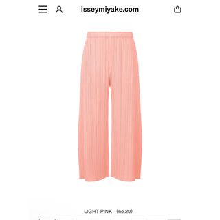 PLEATS PLEASE ISSEY MIYAKE（ピンク/桃色系）のフリマアイテム一覧