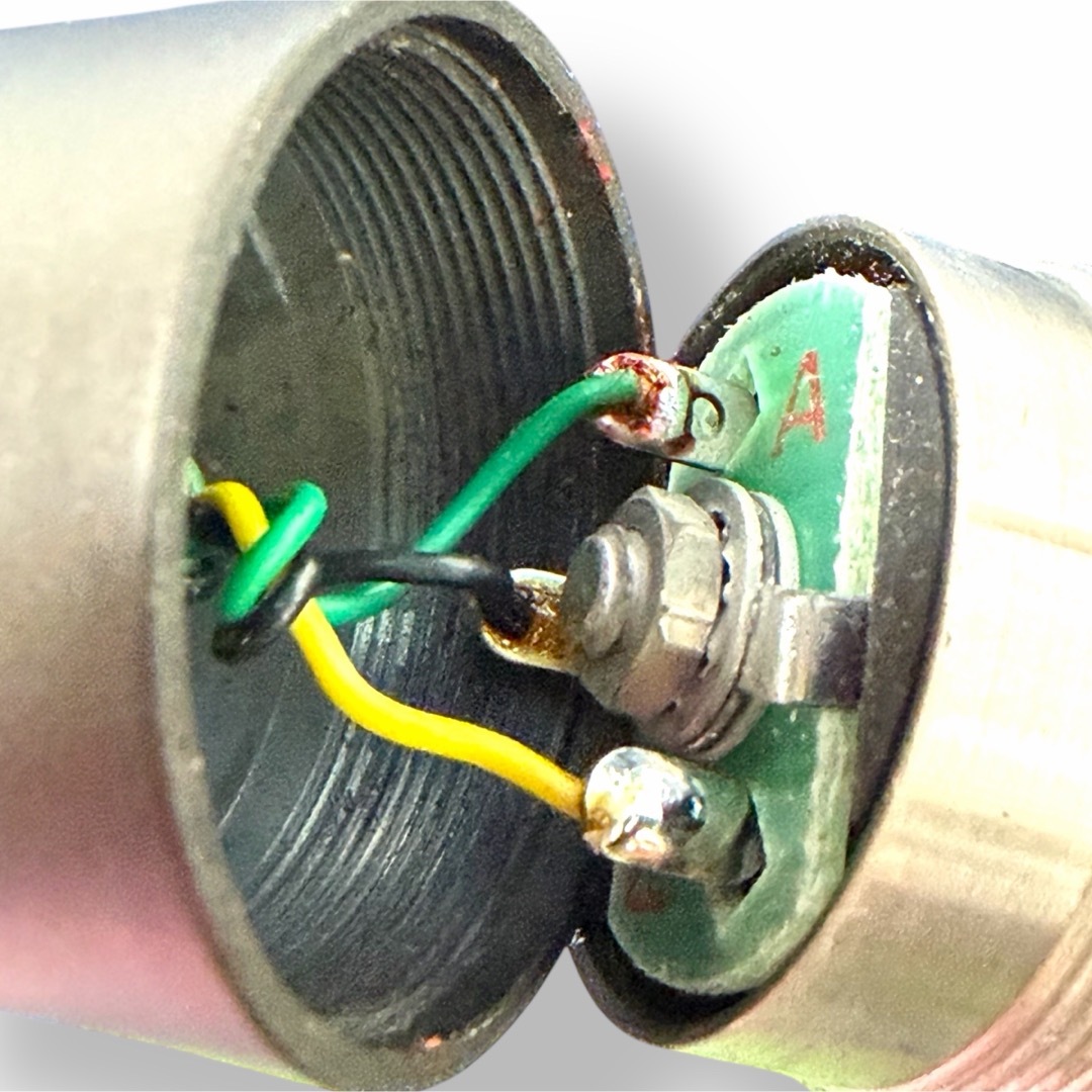 SHURE SM58 ビンテージ、ポルシェロゴ。動作品ですがキズありです