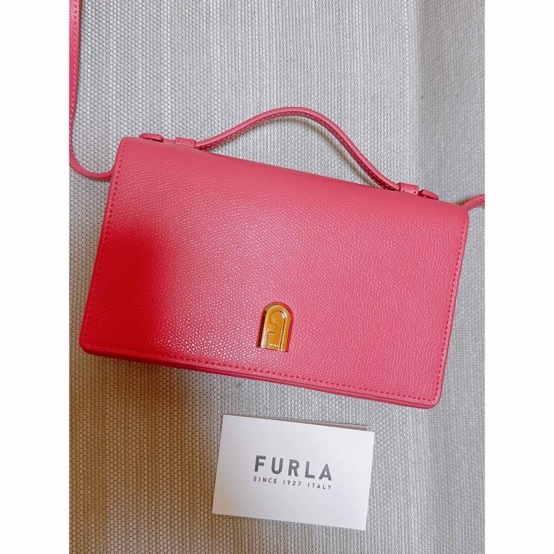 FURLA - FURLA ピンク レザー ショルダーバッグ クロスボディの通販 by