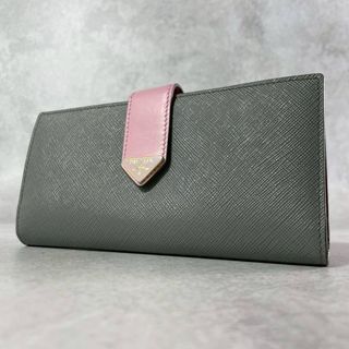 PRADA（財布 ・ グレー/灰色系）のフリマアイテム一覧