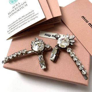MIU MIU - 極美品 ミュウミュウ ロゴ ヘアピン シルバー ヘア
