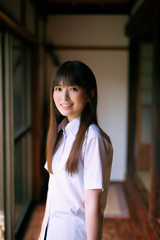 HMV&BOOKS online限定特典：山田桃実（櫻坂46）ポストカード》B.L.T.