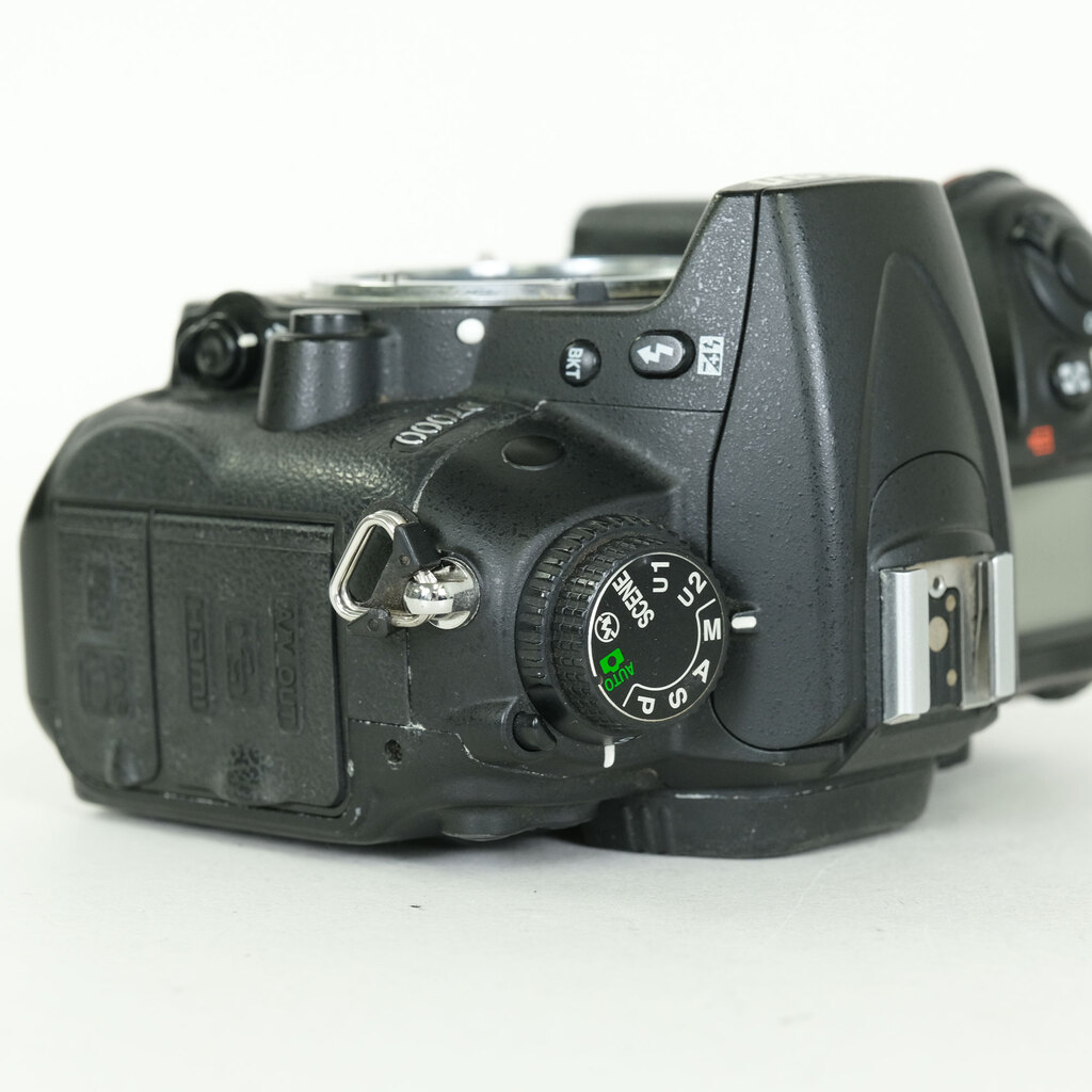 Nikon D7000の出品 | ONE SCENE（ワンシーン）