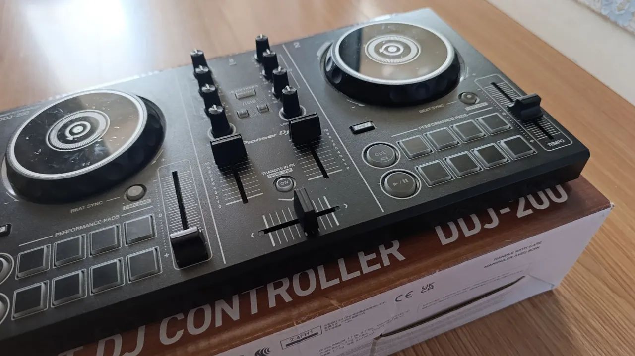 pioneer ddj 200