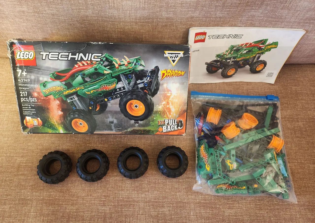 LEGO Technic Monster Jam Dragon 42149 (217 Peças) - Brinquedos e