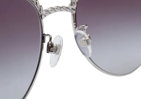 シャネルCHANEL チェーンフレームサングラス シルバー55□17 135 (K