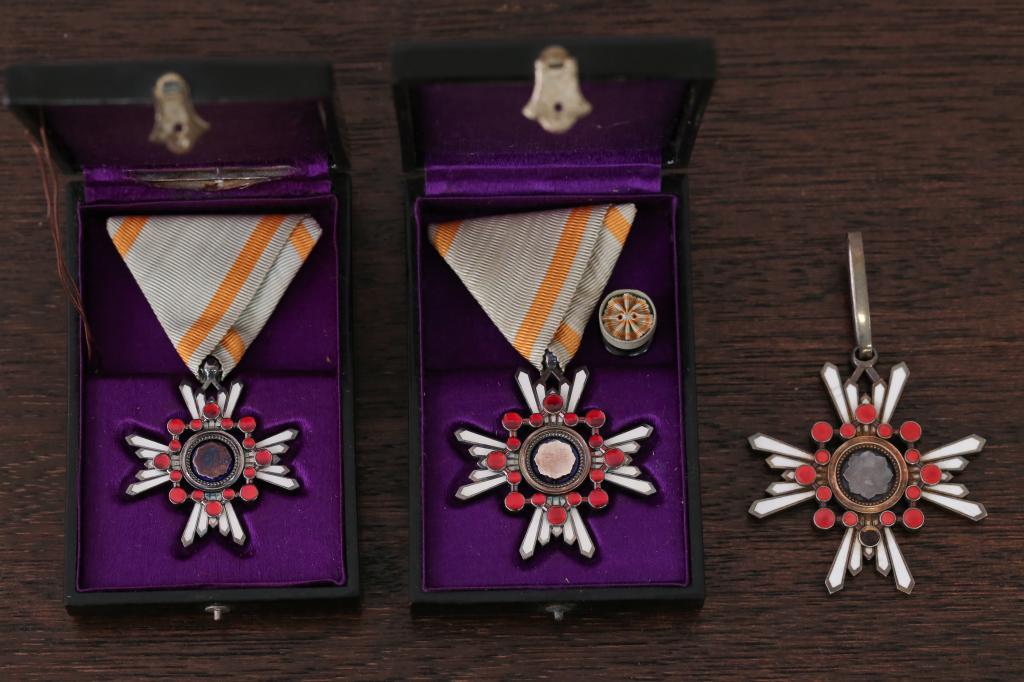 公式】アンティーク家具ラフジュ工房商品詳細ページ功五級金鵄勲章・勲